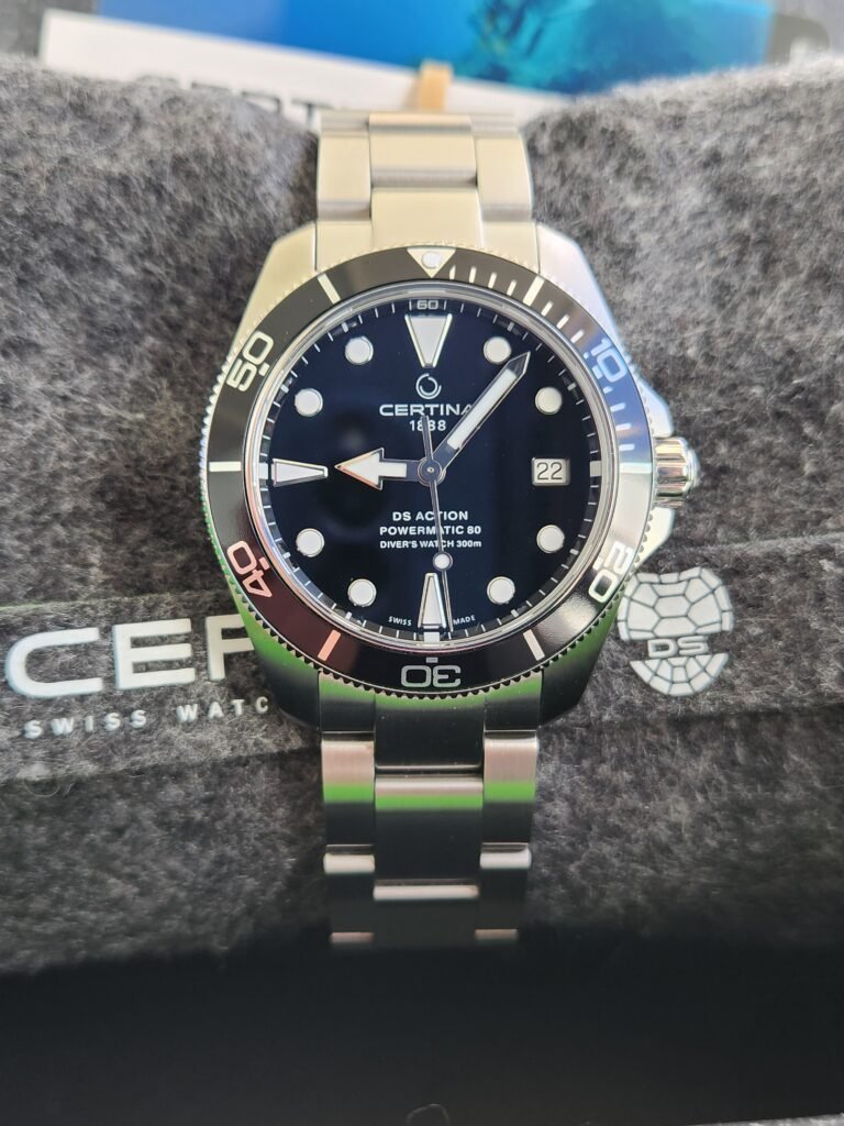 ertina DS impecable modelo DS action powermatic 80 diver's watch Full set año 2025 con garantía oficial hasta septiembre de 2027 movimiento automático extensión en el brazalete para submarinismo tamaño 38mm ref C032807