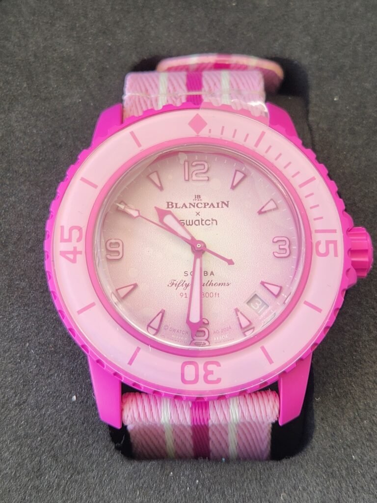 precioso reloj marca swatch x blancpain colección scuba fifty fathoms modelo Pink ocean nuevo a estrenar con caja, documentación, ticket de compra Movimiento automático.