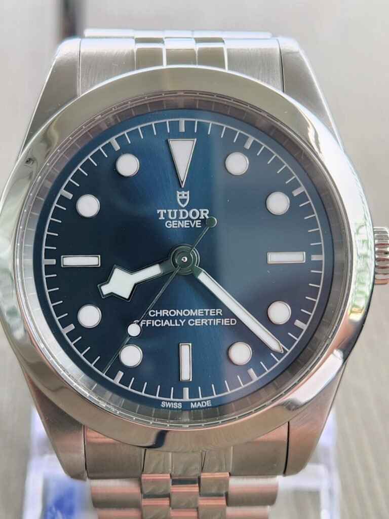 tudor modelo black bay one Ref. M79680 tamaño 41mm Movimiento automático calibre de manufactura Esfera azul muy buen estado