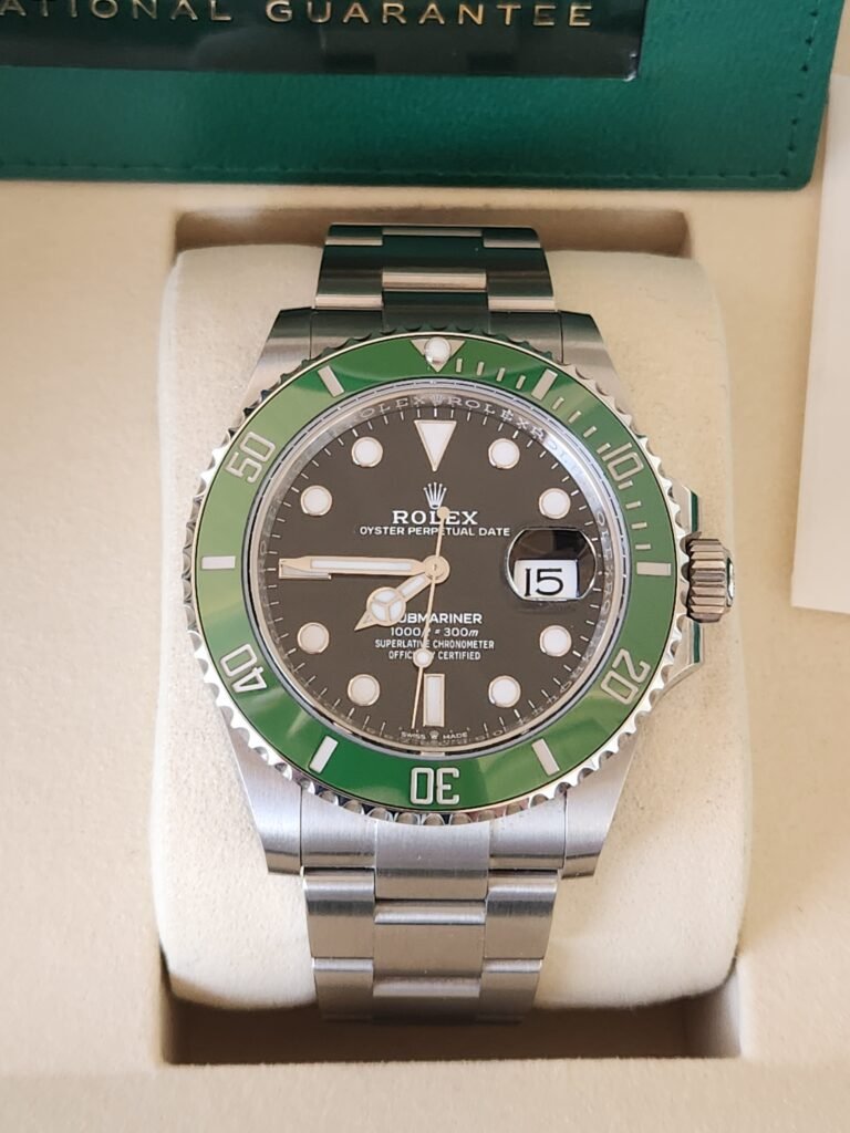 Rolex Submariner Starbucks 126610LV. Año 2026 Full Set Nuevo al 95% garantia oficiales hasta finales de 2030. -14500€