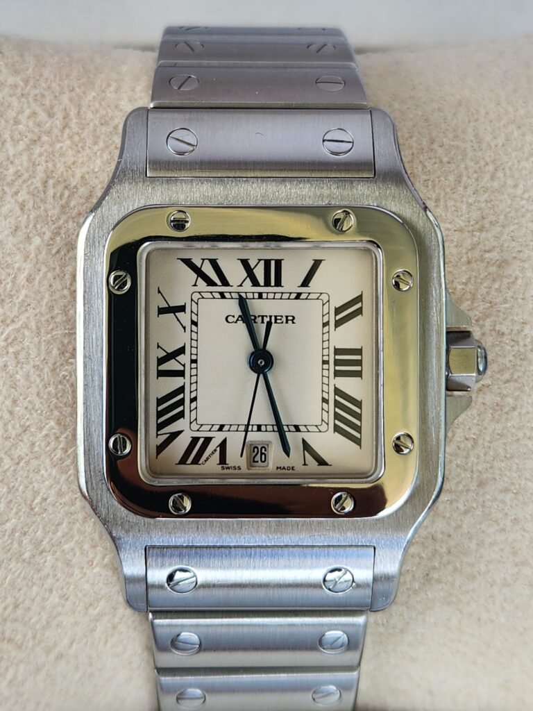 precioso reloj santos de cartier ref. 1564 Tamaño mid size 29mm x 42mm full set: caja, documentación y toda la dotación original. Revisión completa recien hecha con garantía de funcionamiento hasta 2028 Movimiento de cuarzo